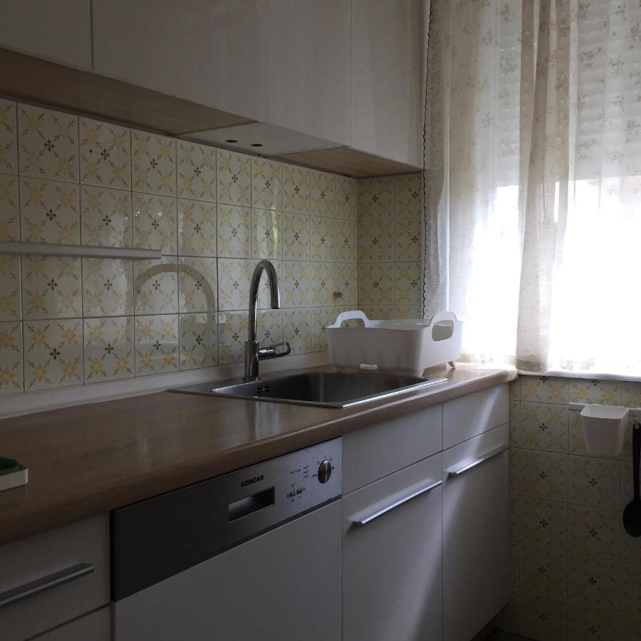 Domic ,Two Bedrooms Whit Large Terrace Njivice Exteriör bild