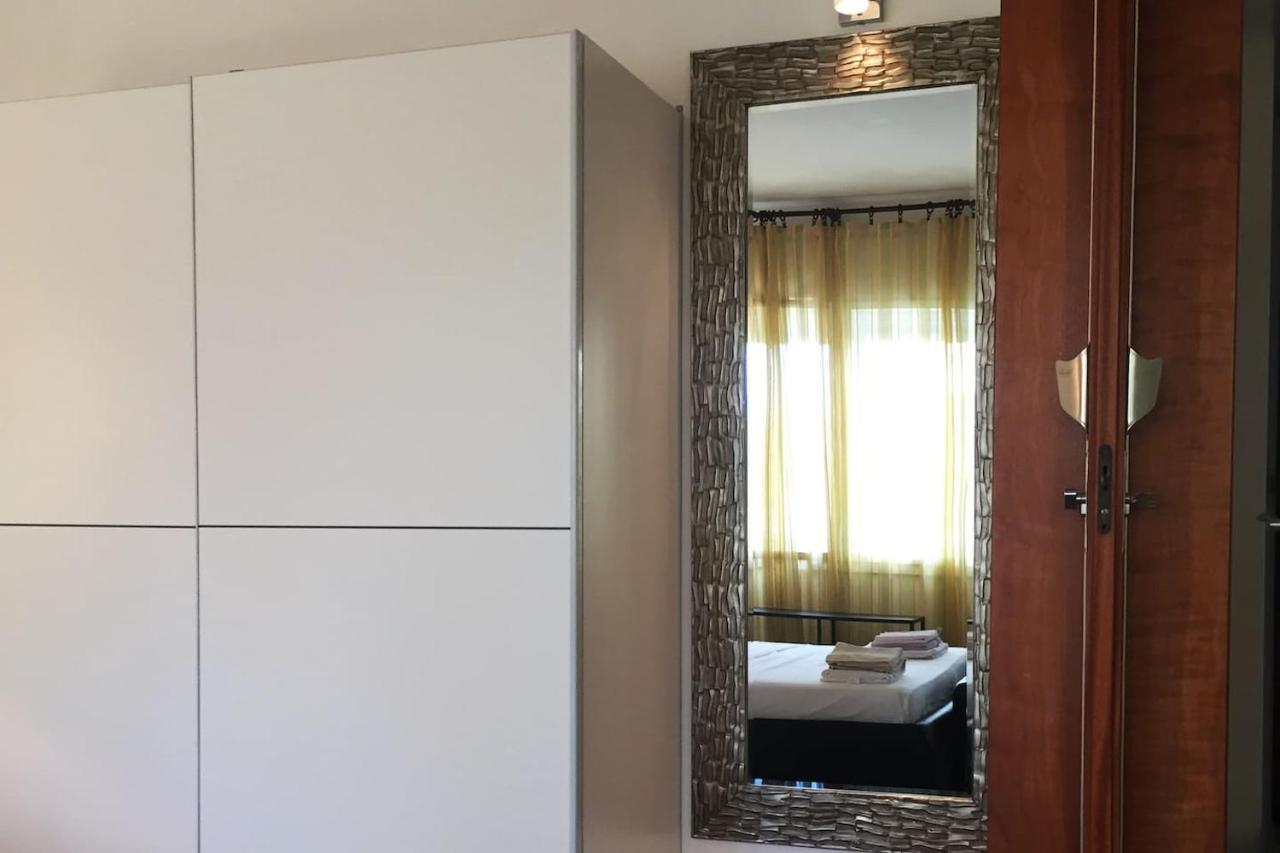 Domic ,Two Bedrooms Whit Large Terrace Njivice Exteriör bild